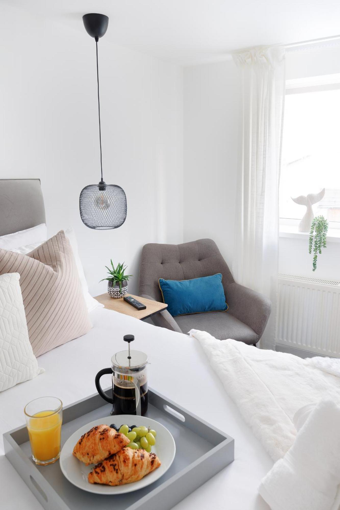 Boujis Central Plymouth Apartment - Sleeps 4 - Habita Property ภายนอก รูปภาพ