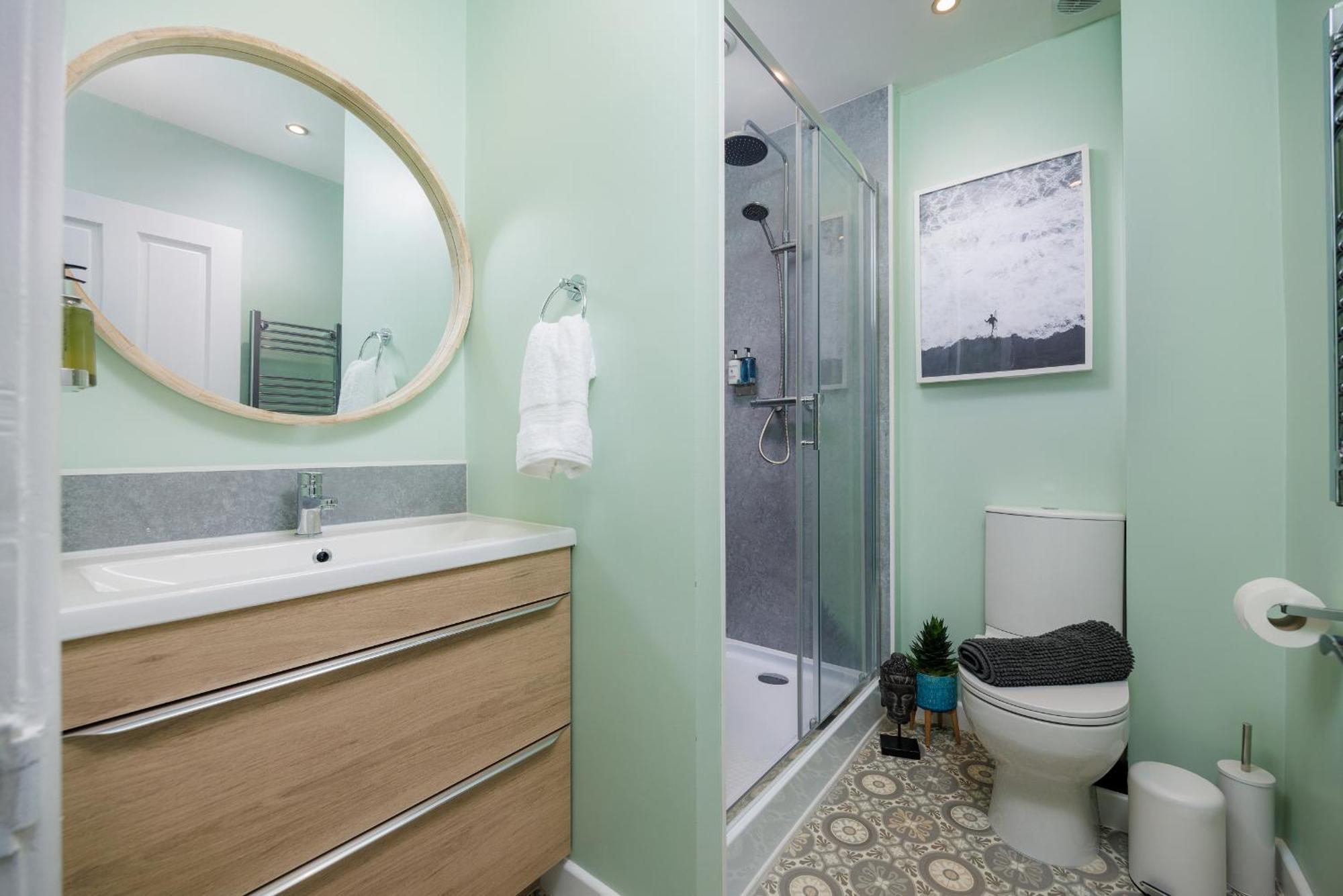 Boujis Central Plymouth Apartment - Sleeps 4 - Habita Property ภายนอก รูปภาพ